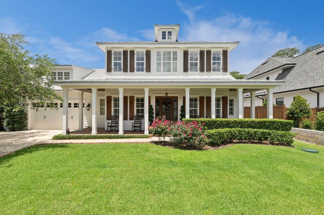 Property Photo:  2240 Venetian Way  FL 32789 