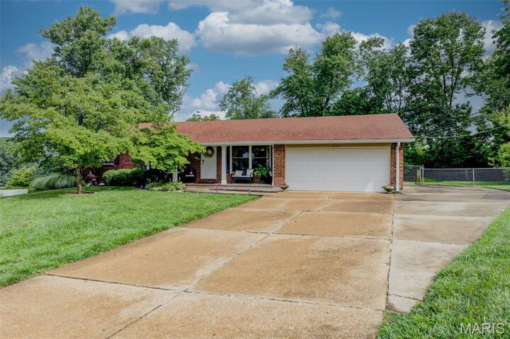 Property Photo:  12150 Greenwalk Drive  MO 63146 
