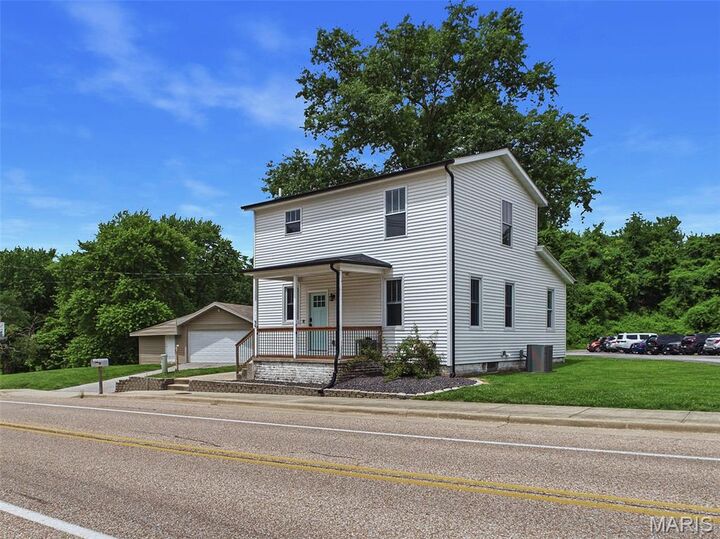 Property Photo:  96 S Main Street  IL 62034 