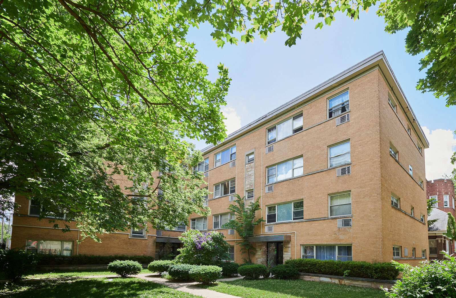 Property Photo:  2205 W Highland Avenue 1N  IL 60659 