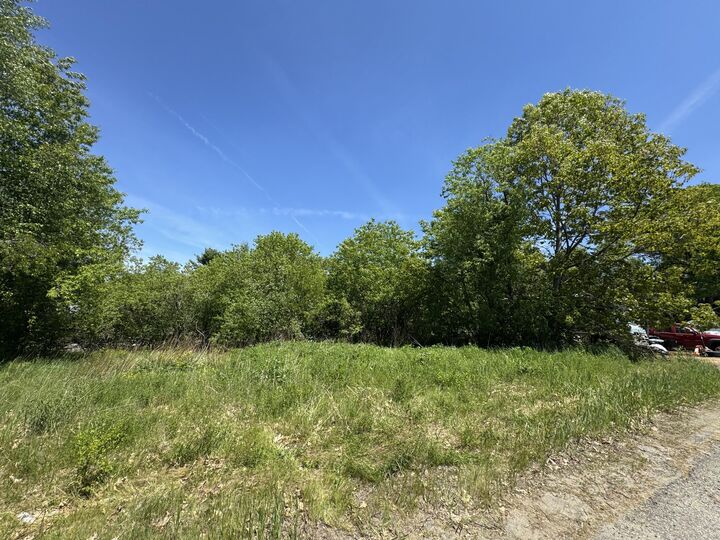 Property Photo:  43 Henderson Street  ME 04414 