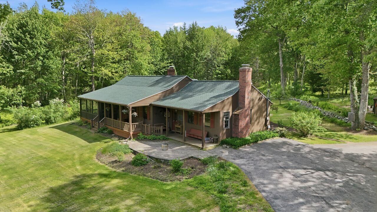 Property Photo:  118 Whitehouse Road  ME 04042 