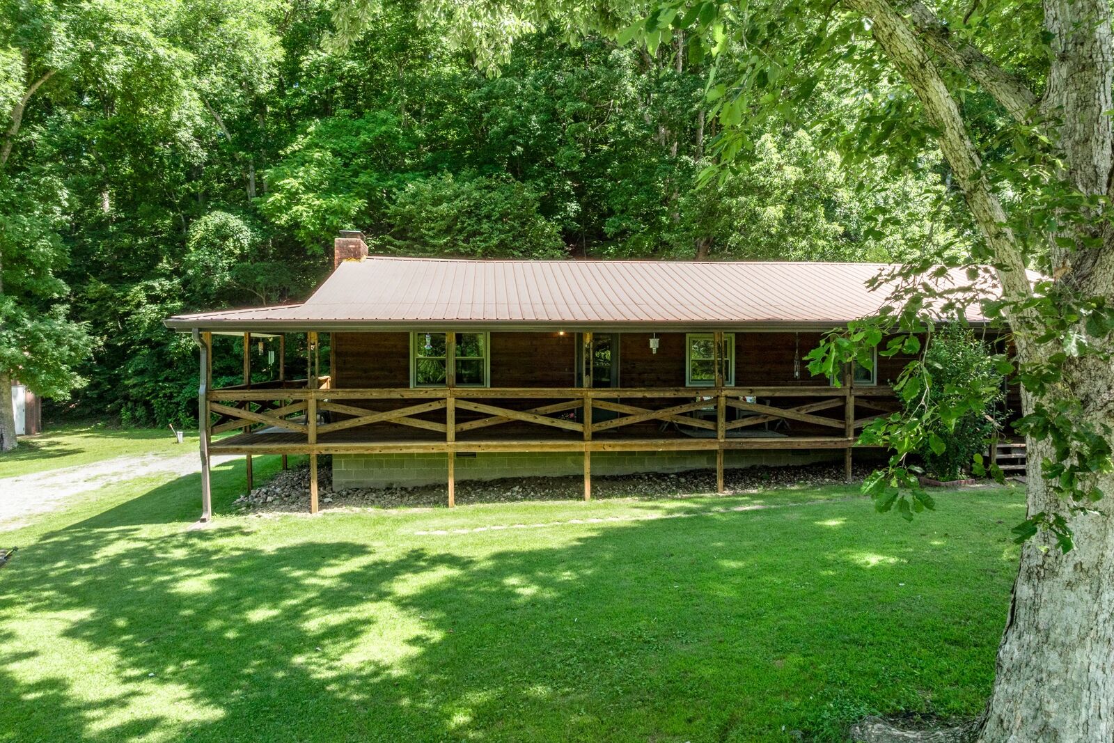 Property Photo:  720 Nix Lane  TN 37185 