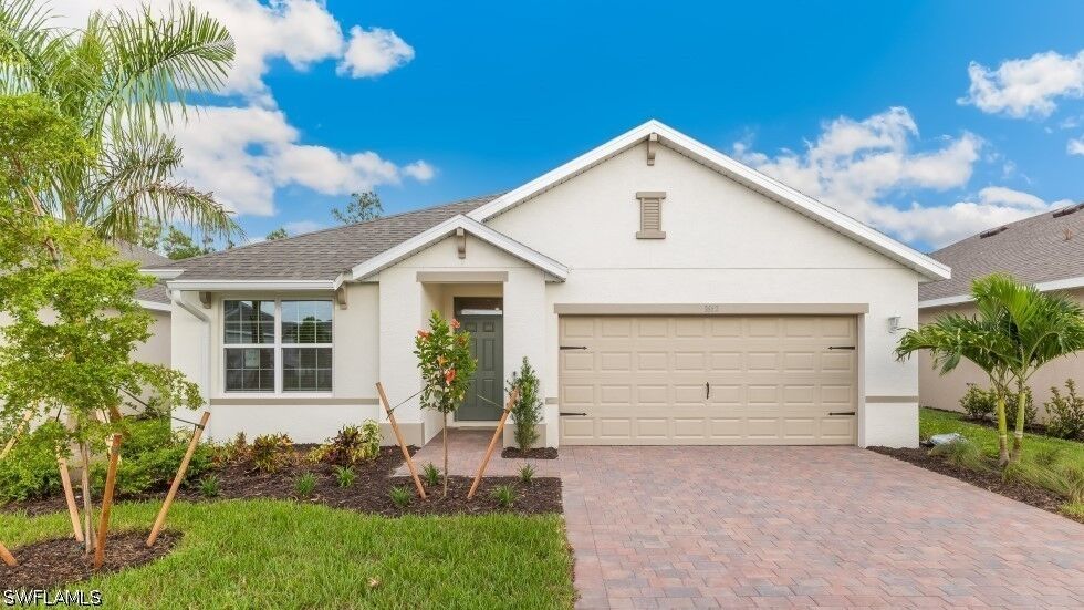 Property Photo:  3678 Crosswater Drive  FL 33917 