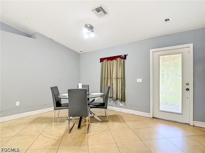 Property Photo:  704 Moore Avenue  FL 33972 