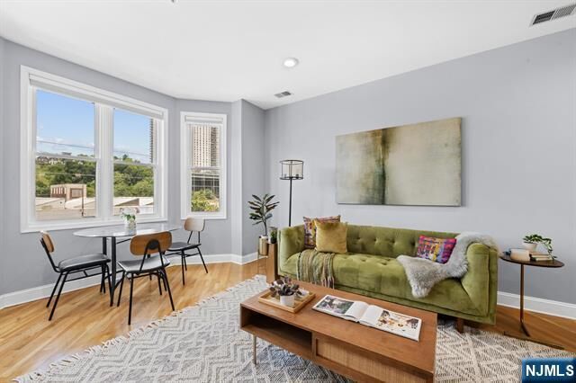 Property Photo:  915 Madison Street 5E  NJ 07030 