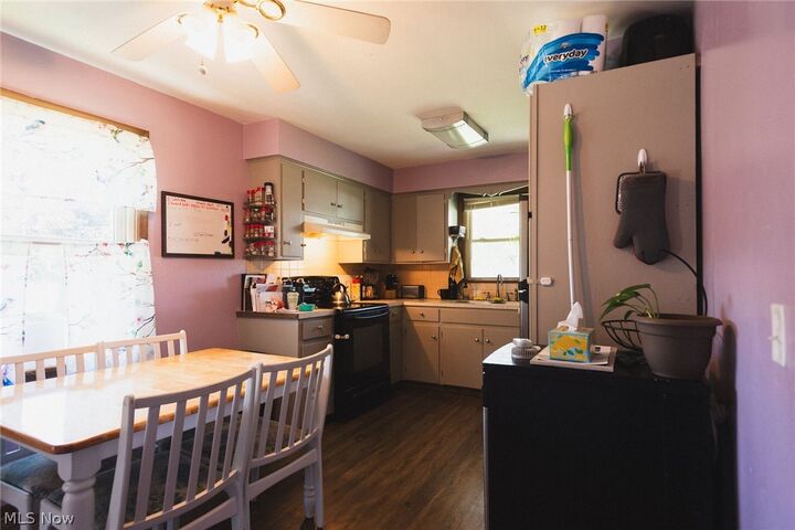 Property Photo:  701 Jones Street  OH 44425 