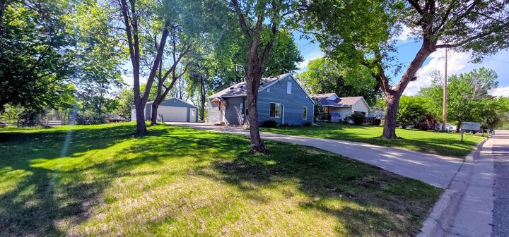 Property Photo: 902 Quincy Street MN 56308