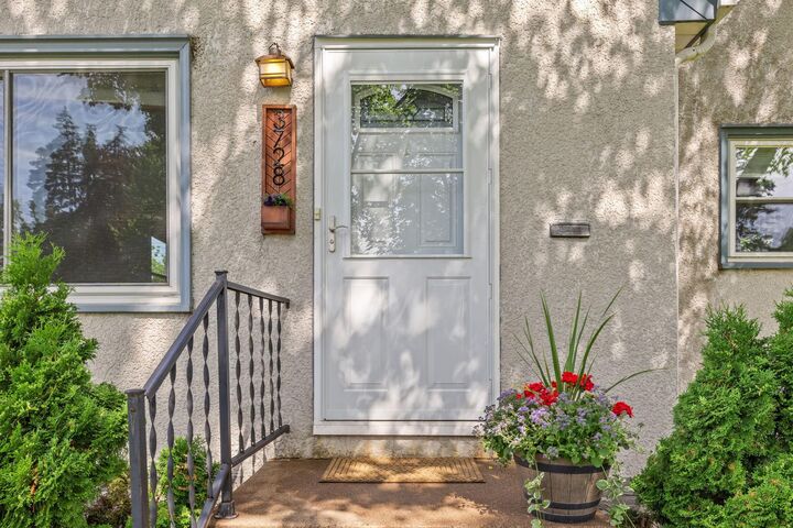 Property Photo:  3728 Polk Street NE  MN 55421 