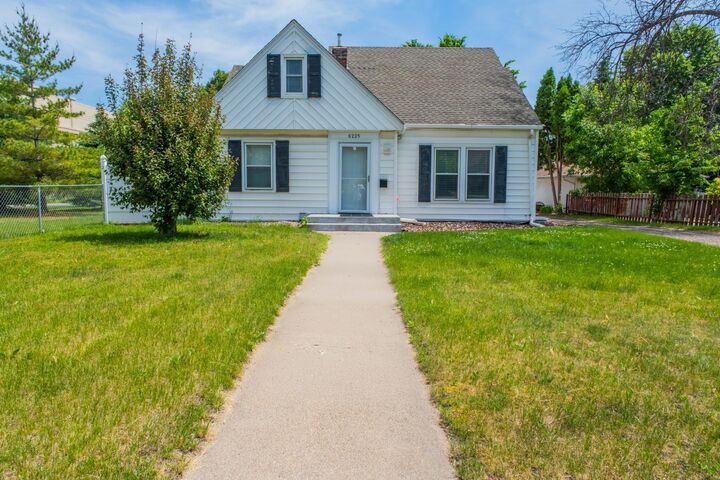 Property Photo:  6225 Pillsbury Avenue S  MN 55423 