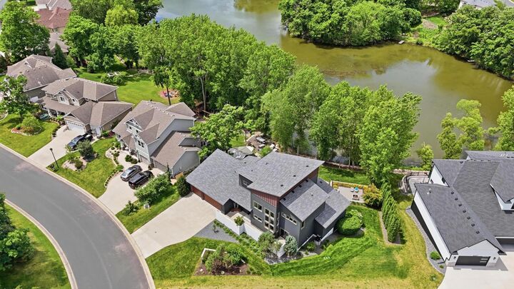 Property Photo: 2229 Wall Street MN 55122