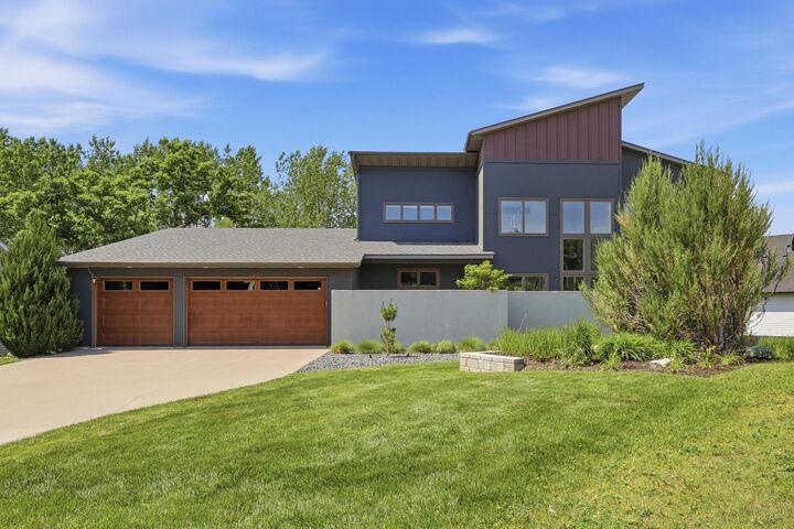 Property Photo: 2229 Wall Street MN 55122