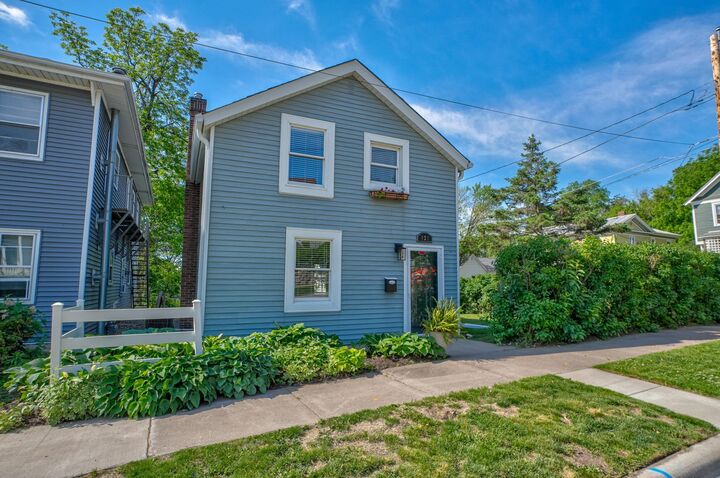 Property Photo:  121 Cherry Street W  MN 55082 