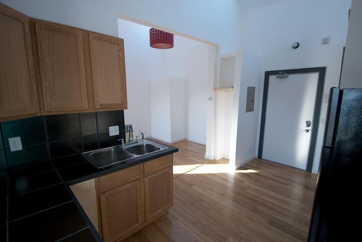 Property Photo:  25 E 26th Street 3  MN 55404 