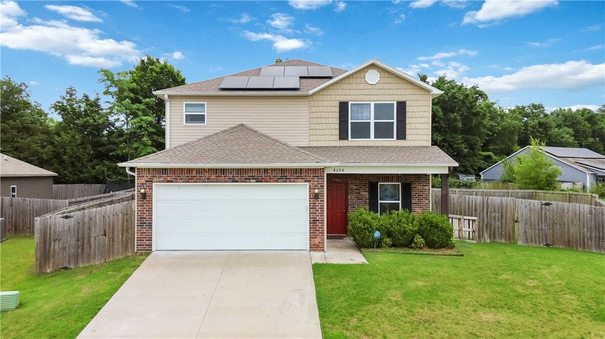 Property Photo:  4600 W Hoover Loop  AR 72704 