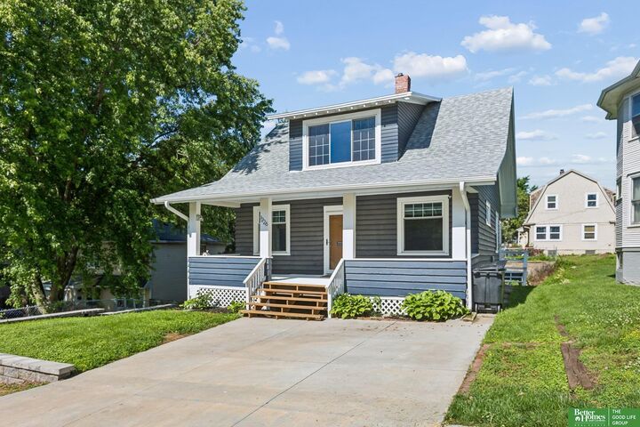 Property Photo:  1226 N 34 Street  NE 68131 