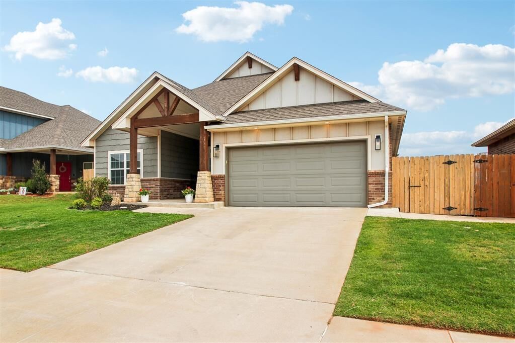 Property Photo:  11225 SW 30th Street  OK 73099 