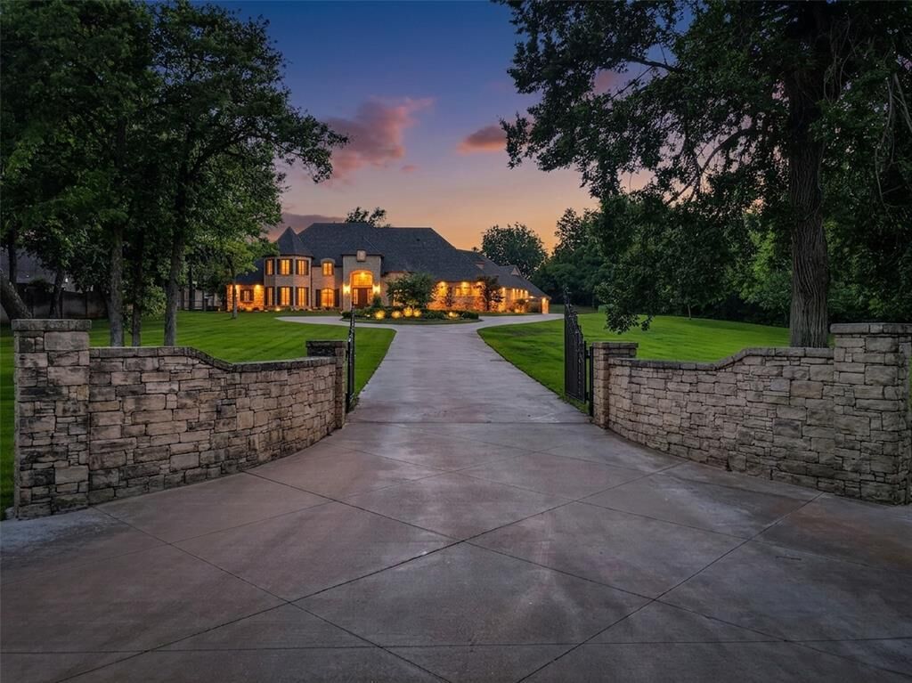 Property Photo:  13315 N Coltrane Road  OK 73013 