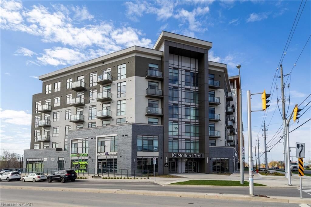 Property Photo:  10 Mallard Trail 438  ON L8B 2A7 