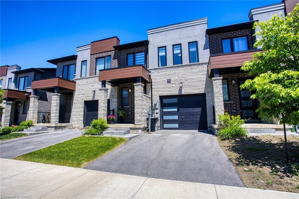 Property Photo:  39 Bensley Lane  ON L9C 0E9 