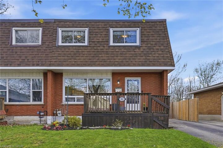 Property Photo:  282 Roach Avenue  ON L3C 2W4 