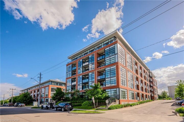 Property Photo:  15 Prince Albert Boulevard 414  ON N2H 0C2 