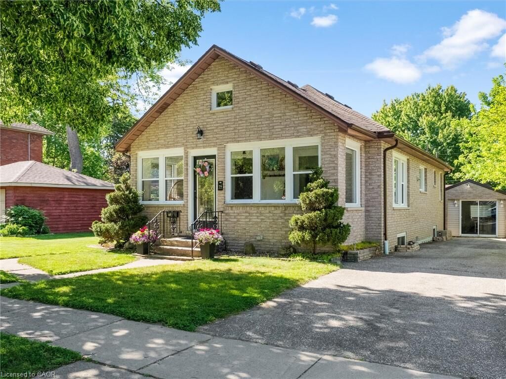 Photo de la propriété: 19 Elm Street ON N9Y 1W6