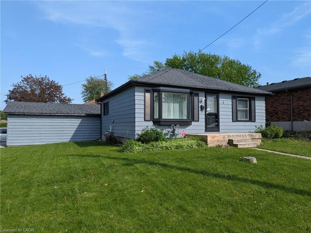 Property Photo:  3 Maitland Avenue  ON L9A 3J4 