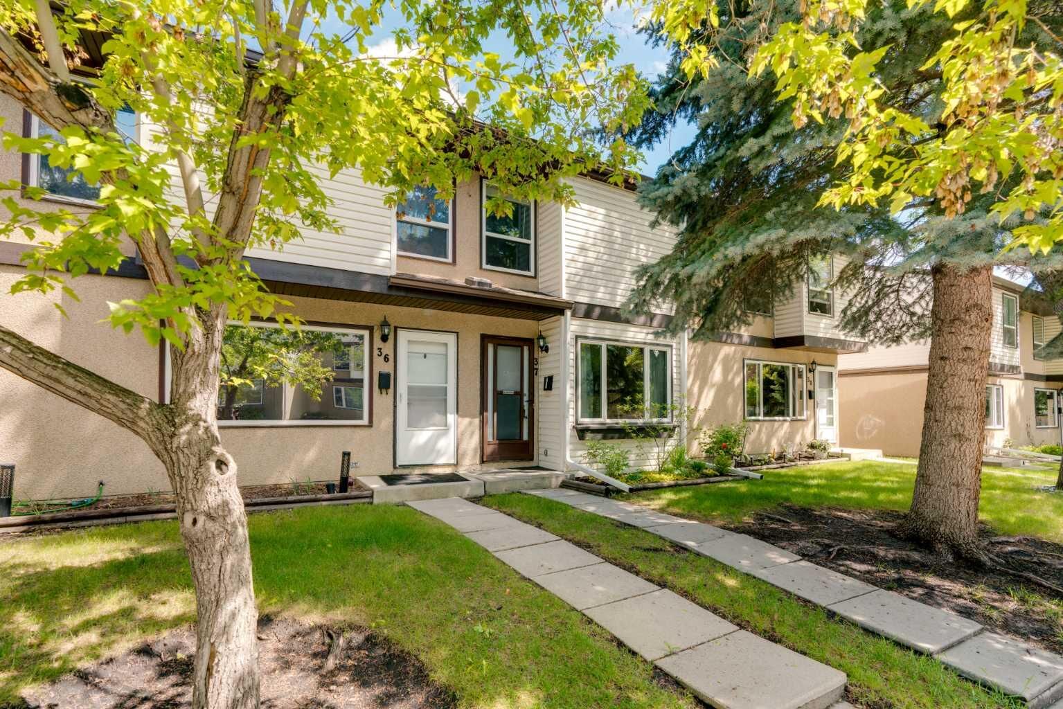 Property Photo:  630 Sabrina Road SW 37  AB T2W 2N7 