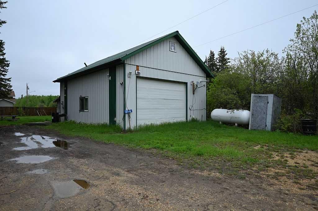 Property Photo: 2740 5th Street Calling Lake Drive AB T0G 0K0