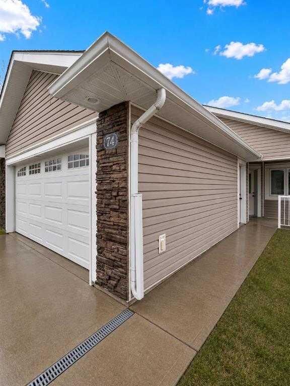 Photo de la propriété: 74 Chartwell Place SE AB T1B 0E4