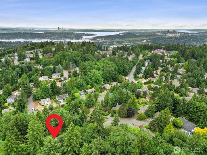 Property Photo:  14317 SE 49th Street  WA 98006 