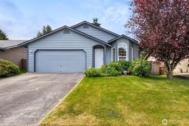 Property Photo:  5034  39th Street NE  WA 98422 