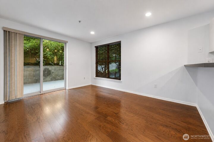 Property Photo:  1323  Boren Avenue 206  WA 98101 