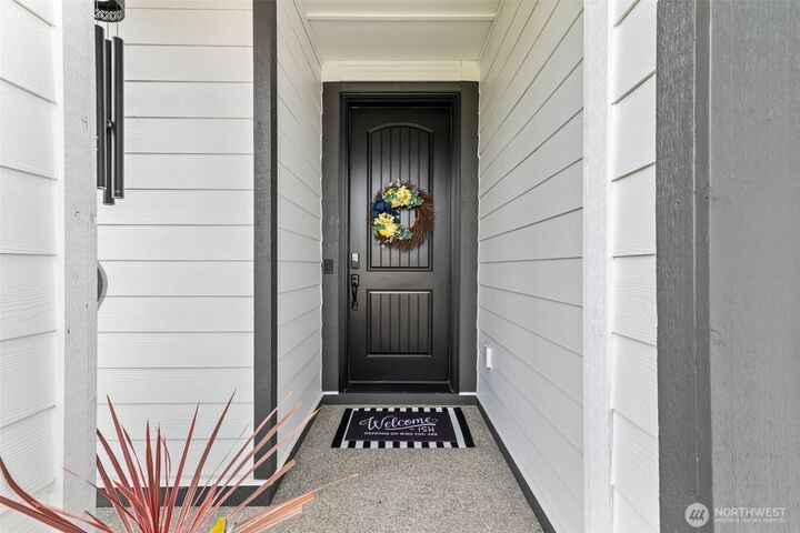 Property Photo: 20906 149th Street Ct E WA 98391