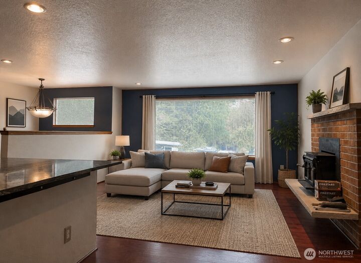 Property Photo:  11857 SE 282nd Street  WA 98092 