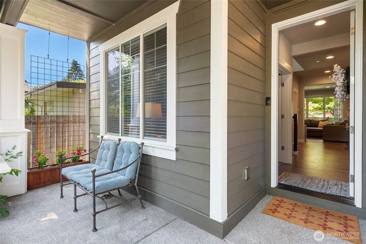 Property Photo: 21812 SE 270th Street WA 98038