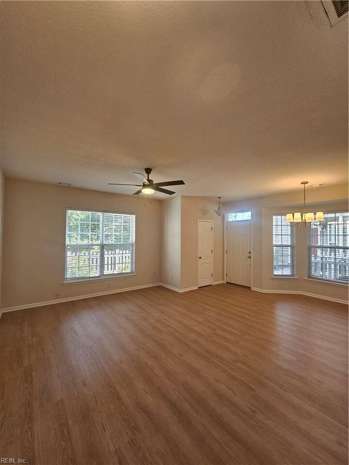 Property Photo:  604 Teton Cir  VA 23435 