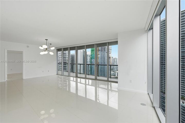 Property Photo: 465 Brickell Ave 3202 FL 33131