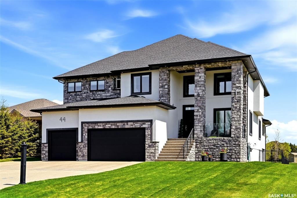Property Photo: 44 Lott Road SK S4L 5B1