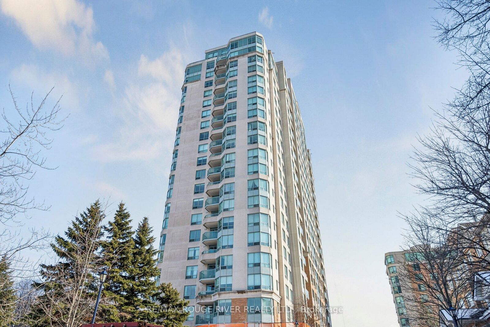Property Photo: 125 Omni Drive 1136 ON M1P 5A9