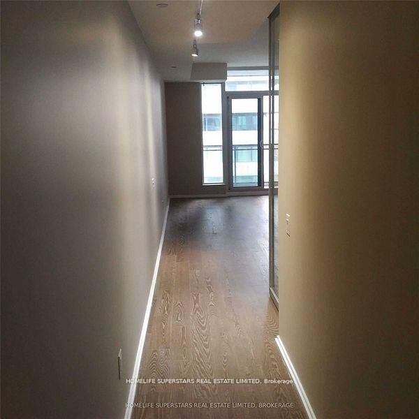 Property Photo: 45 Charles Street E 3908 ON M4Y 0B8