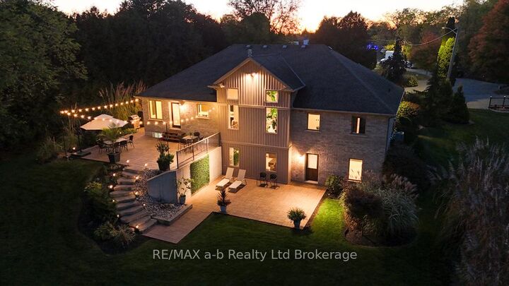Property Photo: 9442 Richmond Road ON N5H 2R1