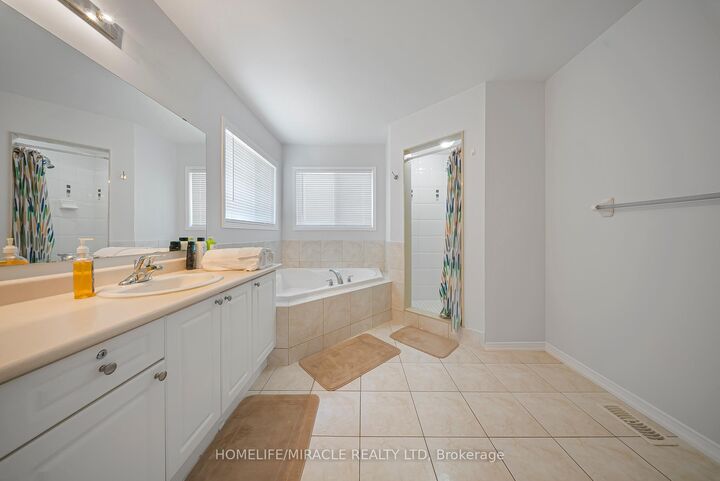 Property Photo: 1867 Arborwood Drive ON L1K 0R3