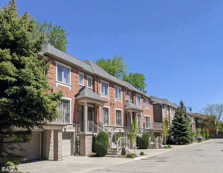 Property Photo: 9133 Bayview Avenue 38 ON L4B 4C5