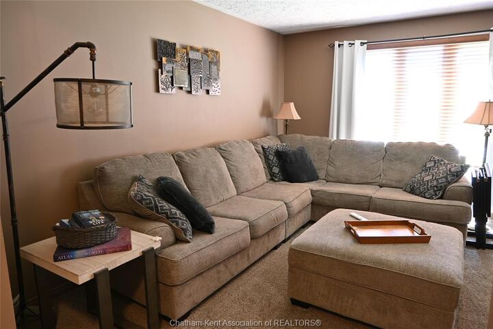 Property Photo: 5 Bernard Avenue East ON N0P 2C0