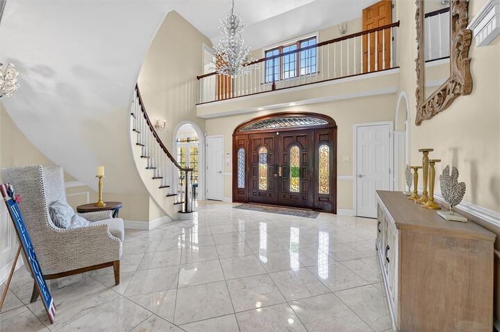 Property Photo: 105 Lantern Cir PA 15317