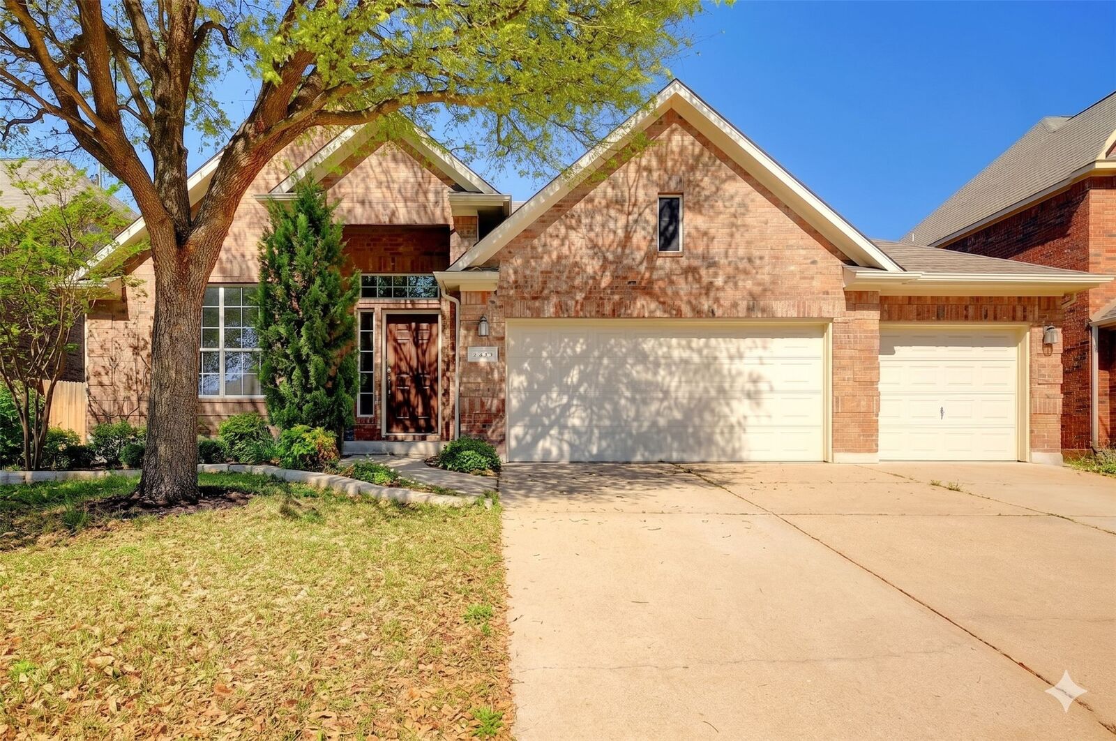 Property Photo: 2605 Salorn Way TX 78681
