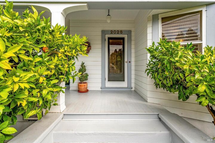 Property Photo:  2026 W F Street  CA 94558 