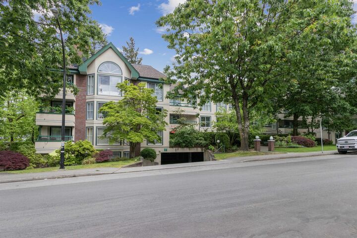 5656 Halley Avenue 204 — photo 1